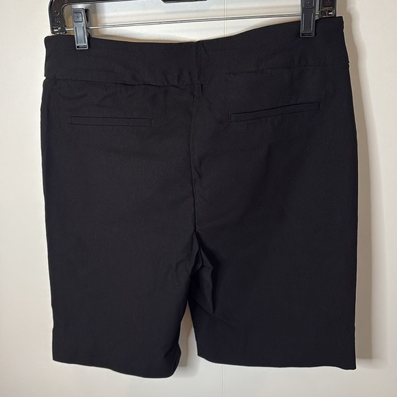 Hilary Radley Black Bermuda Shorts Classic Style - Picture 2 of 3